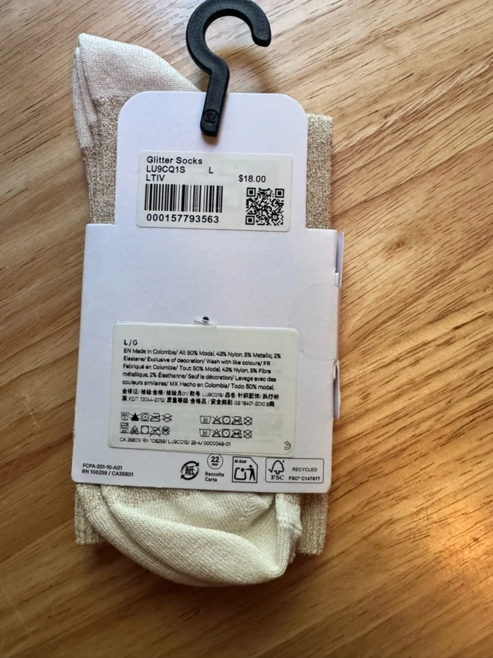 lululemon athletica Glitter Quarter-Length Socks in Gold Large
